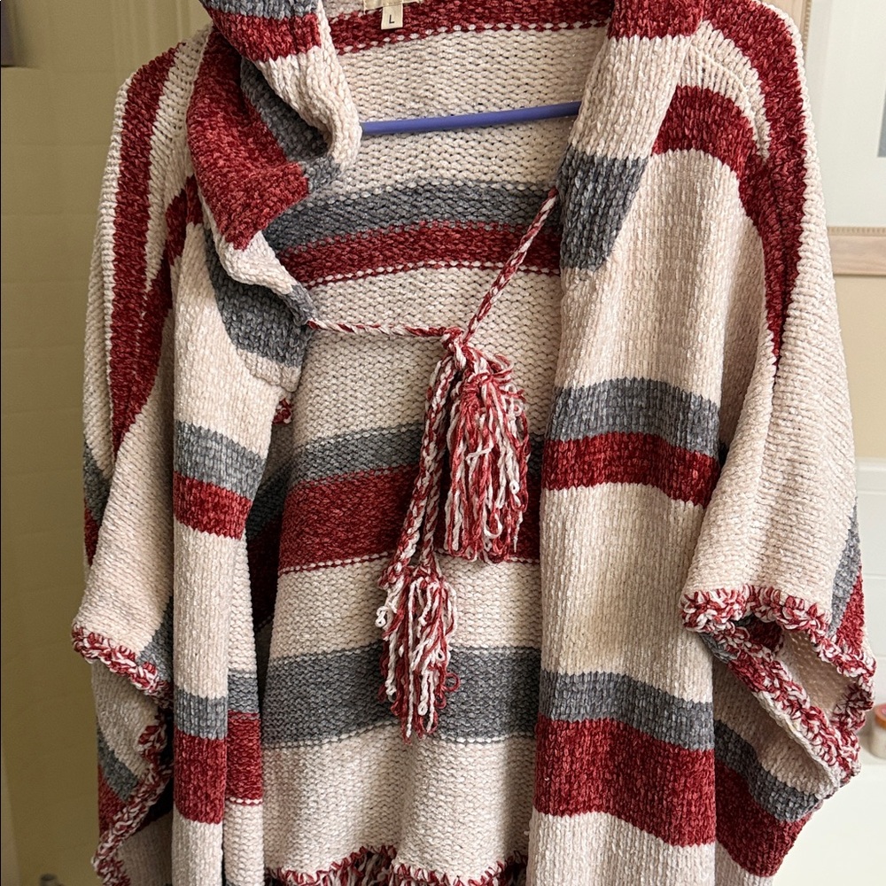 POL Striped Maroon and Gray Hooded Poncho - Picture 2 of 4